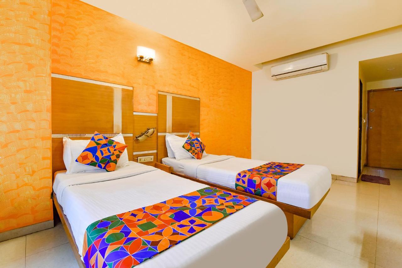 Fabhotel Kadamb Inn Ahmadábád Kültér fotó