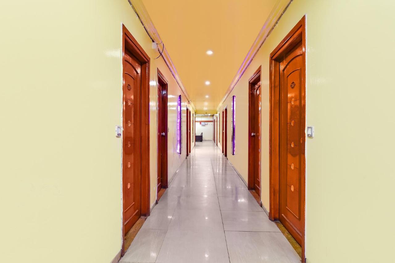 Fabhotel Kadamb Inn Ahmadábád Kültér fotó